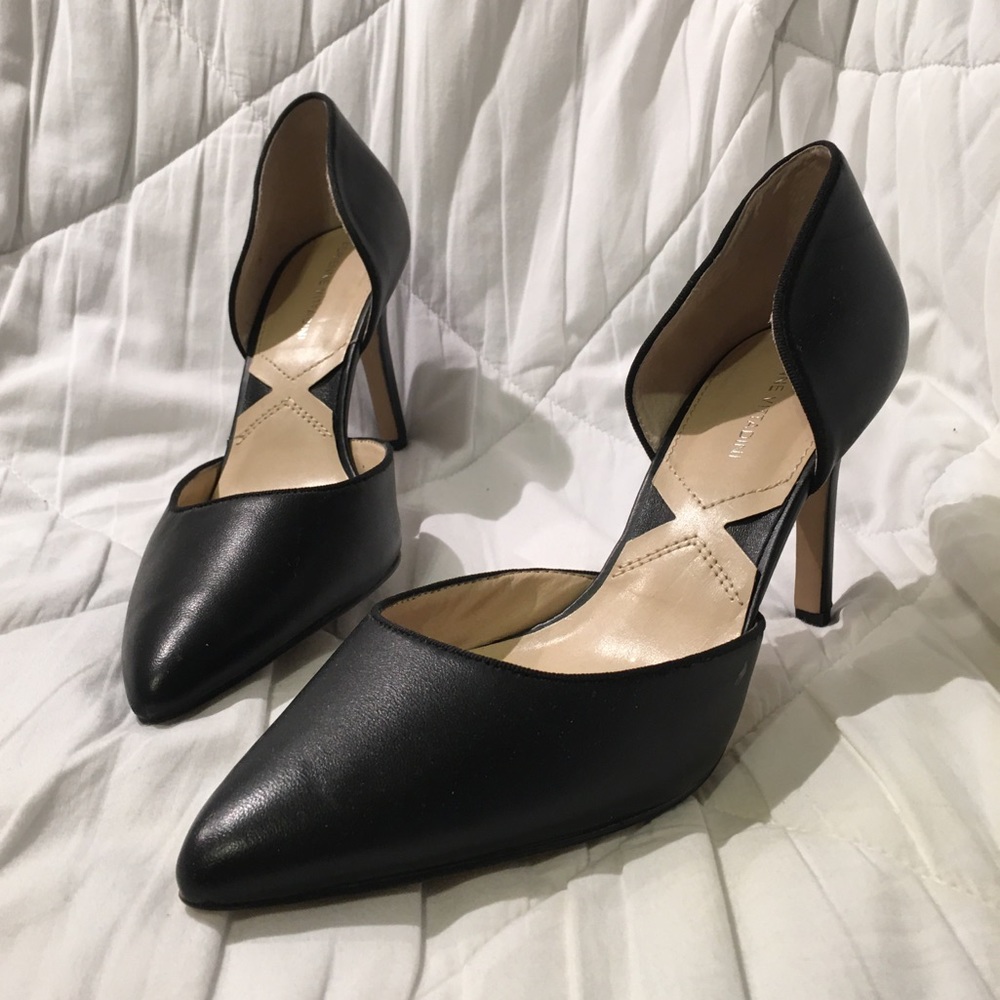 Adrienne Vittadini Black 3.5” Pointed Toe Heels